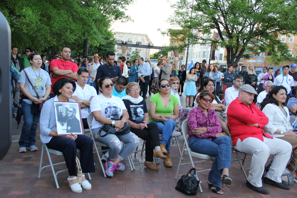 La comunidad hispana se reunió en Washington para celebrar la beatificación de Mons. Romero.
