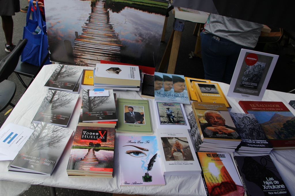 La literatura salvadoreña presente en Fiesta DC
